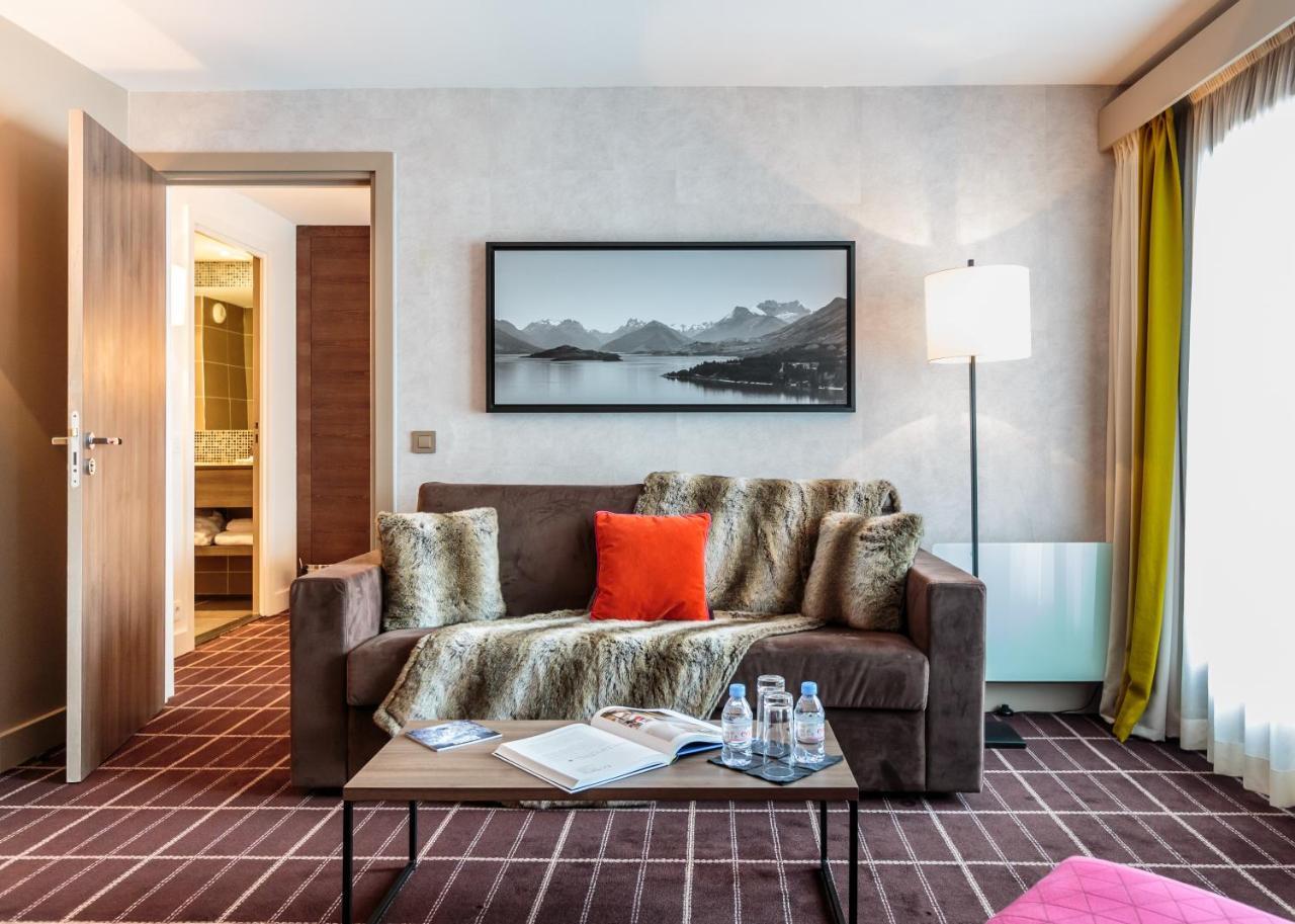 Hotel Le Savoy Мерибел Екстериор снимка